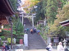 慈尊院の階段の写真